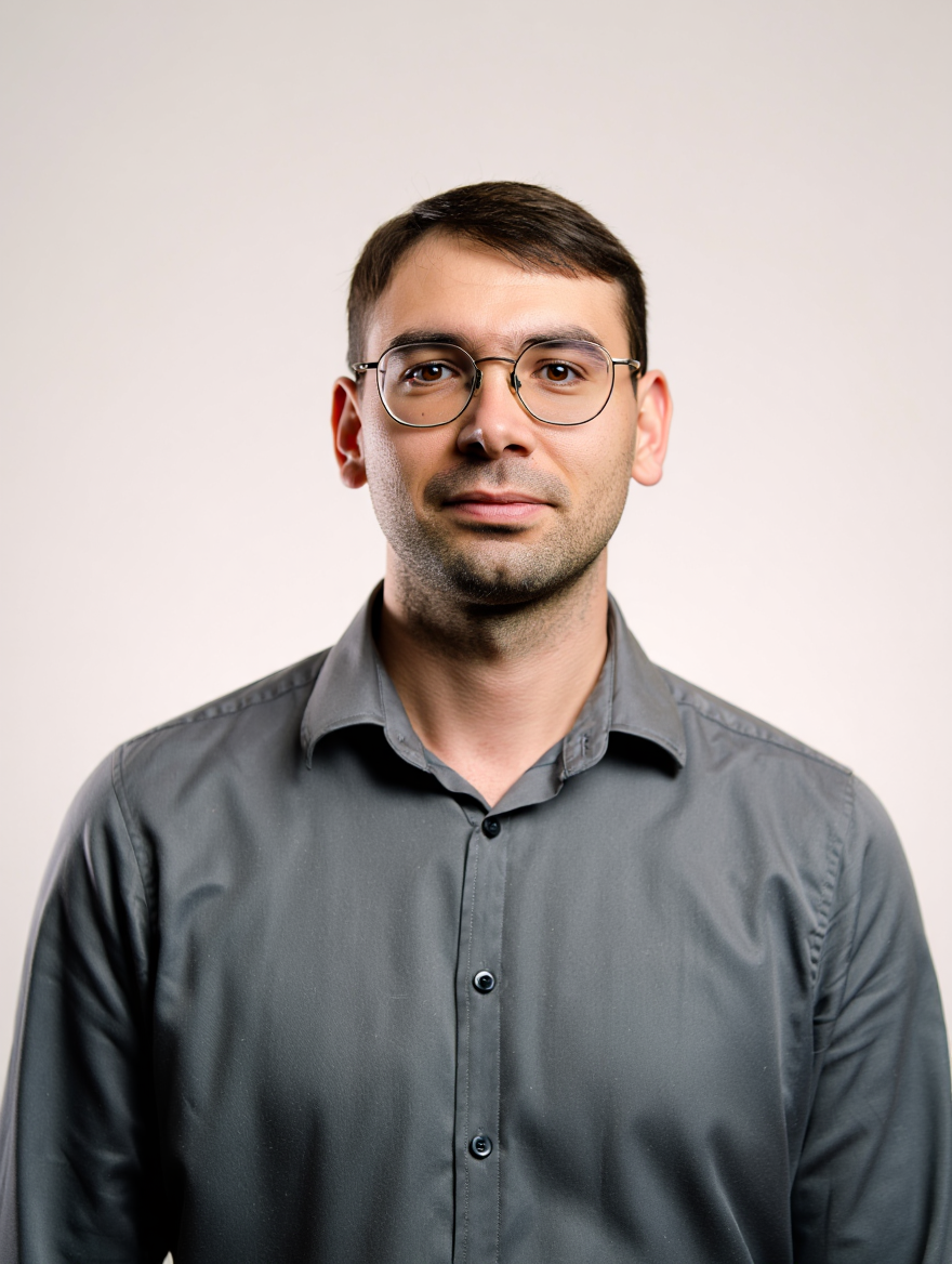Абрамов Артем Геннадьевич